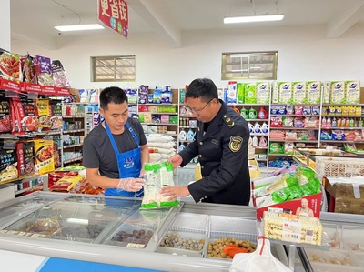 河北安國 筑牢農(nóng)村食品安全防線 規(guī)范食品經(jīng)營行為